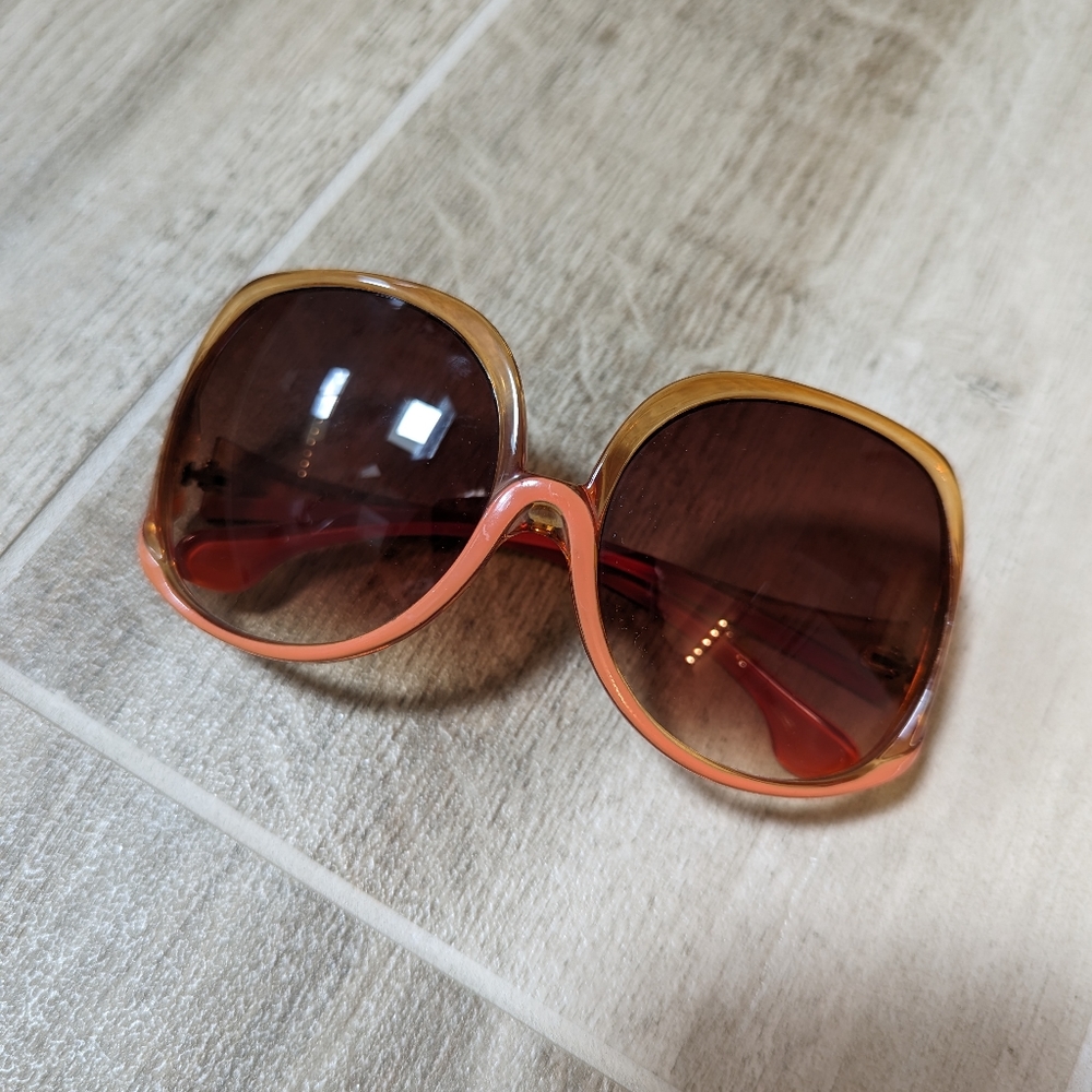 Fun Sunglasses 😎 - Picture 3 of 8